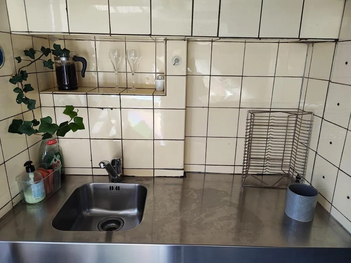 Beautiful Apartment A Few Steps Away From Grand Place Брюссель